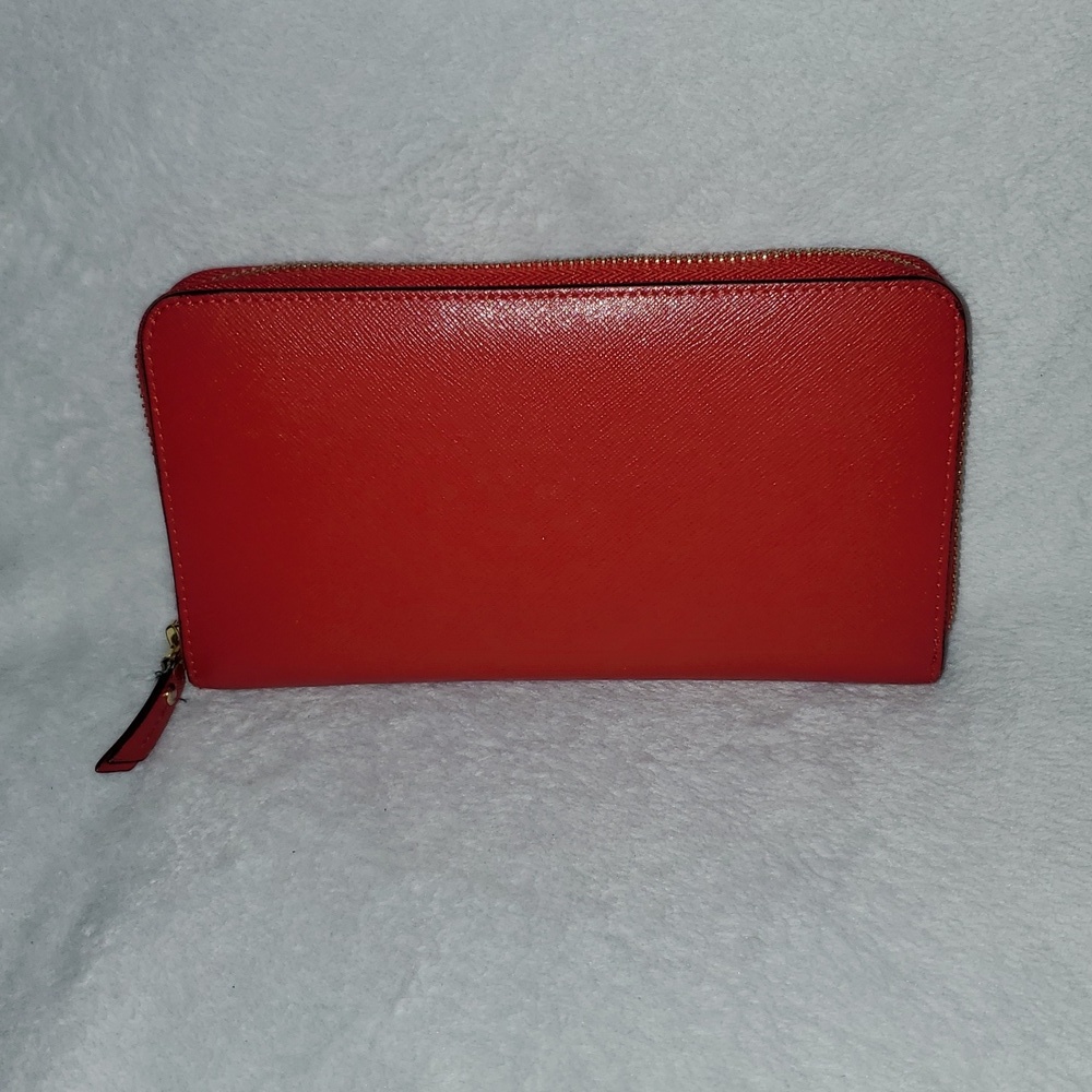 Neiman Marcus Leather Zip Around Long Wallet